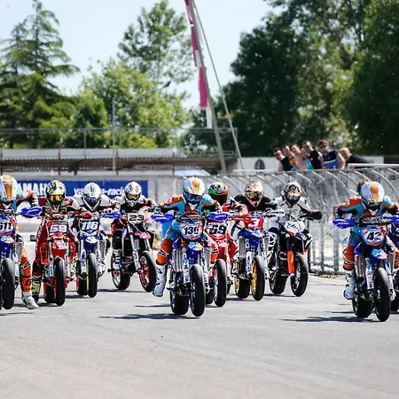 Luisa 5b 度假居 *